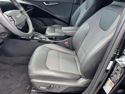 2023 Kia Niro EX