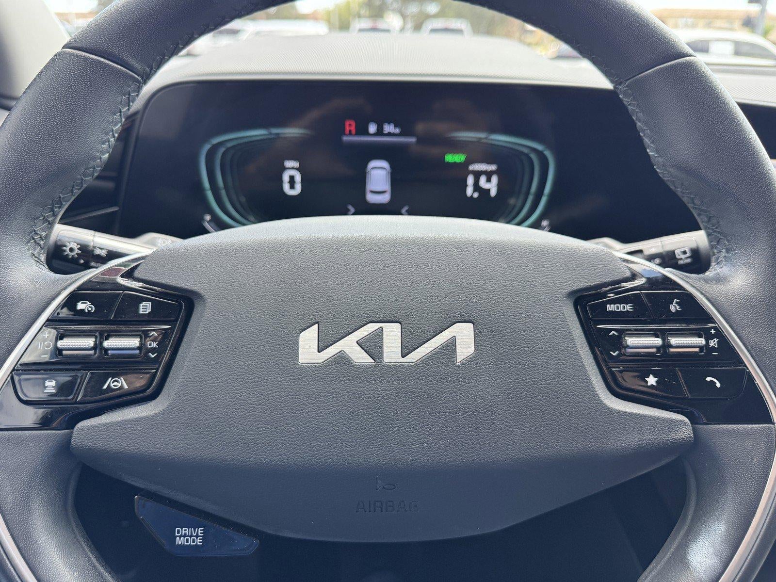 2023 Kia Niro EX