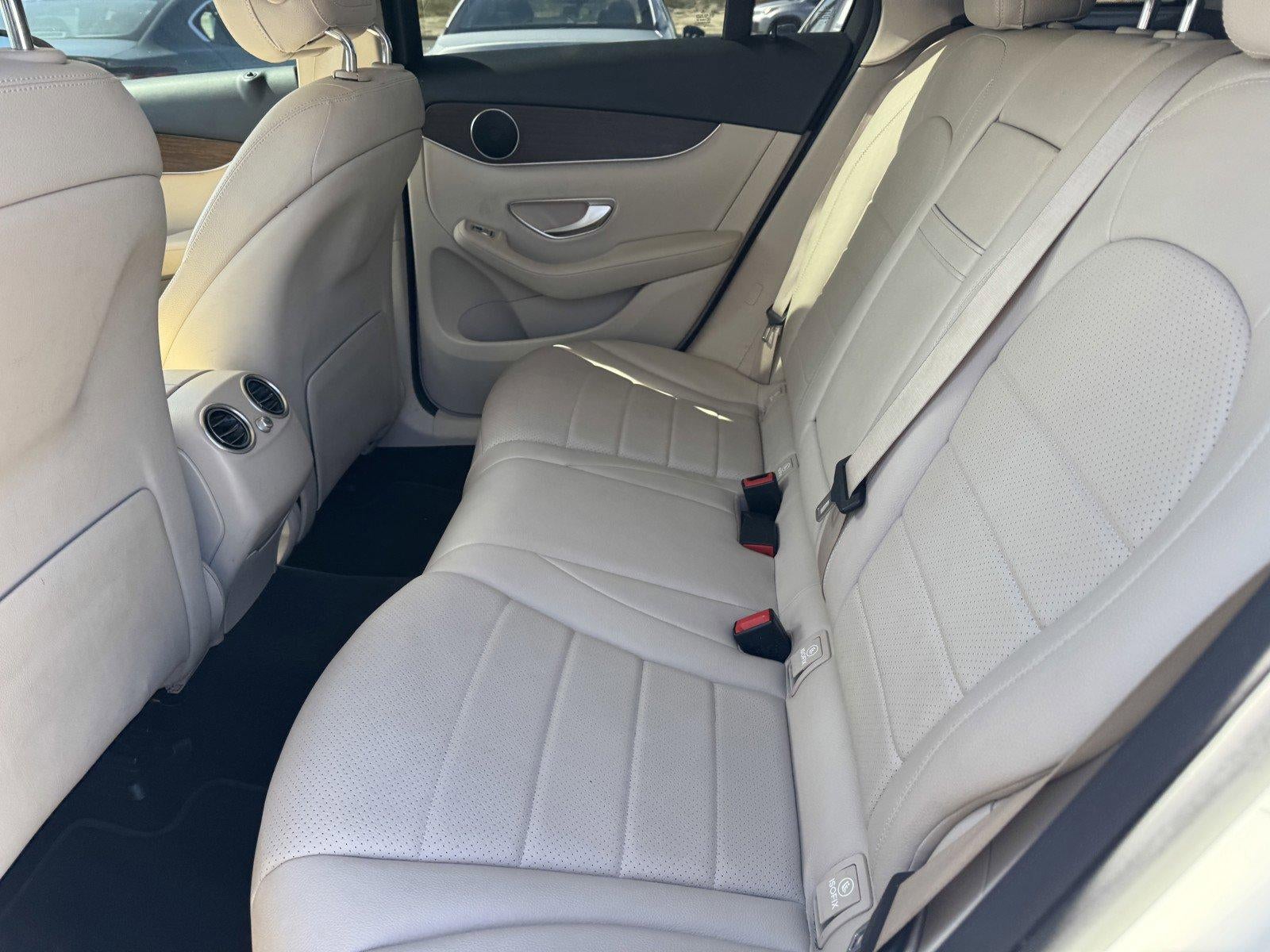 2022 Mercedes-Benz GLC GLC 300